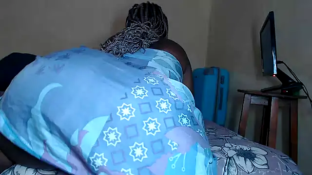 Snapshot of SweetAppleCandyxx chatting on January 13, 2026, 6:51 am SweetAppleCandyxx online show from January 13, 2026, 6:51 am