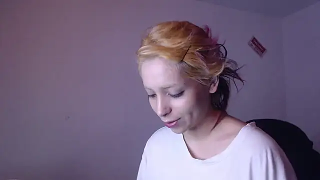 Snapshot of MaryJannes chatting on November 26, 2025, 6:36 am MaryJannes online show from November 26, 2025, 6:36 am