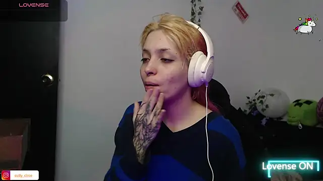 Snapshot of MaryJannes chatting on December 2, 2025, 3:18 pm MaryJannes online show from December 2, 2025, 3:18 pm