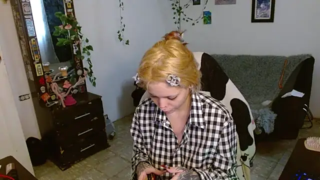 Snapshot of MaryJannes chatting on February 13, 2026, 1:40 pm MaryJannes online show from February 13, 2026, 1:40 pm