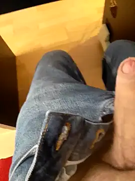 Alex 7422 online show from March 26, 2026, 2:33 pm