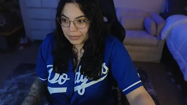 drizzypeach602 online show from January 31, 2025, 6:24 am