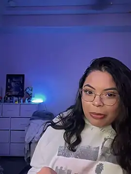 drizzypeach602 online show from February 14, 2025, 5:41 am