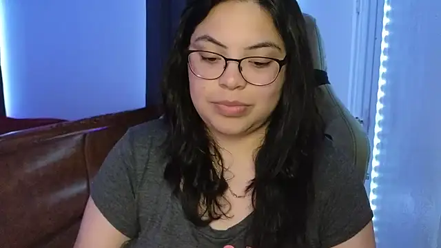 drizzypeach602 online show from October 6, 2025, 5:16 am