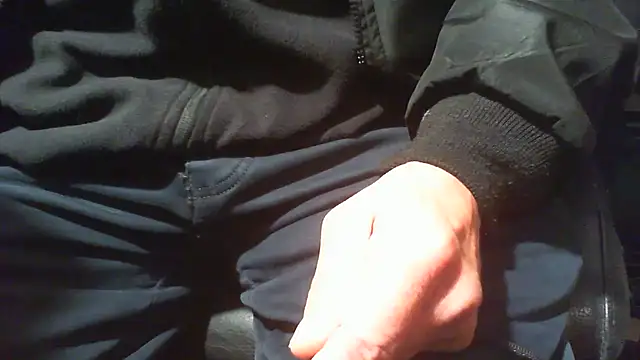 nonnomaturobisex online show from October 31, 2025, 8:37 am