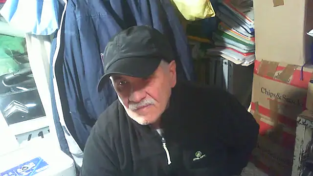 Snapshot of nonnomaturobisex chatting on February 1, 2026, 9:30 am nonnomaturobisex online show from February 1, 2026, 9:30 am