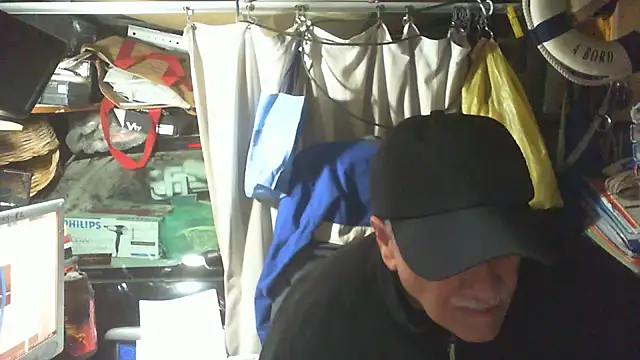 Snapshot of nonnomaturobisex chatting on February 2, 2026, 11:42 am nonnomaturobisex online show from February 2, 2026, 11:42 am