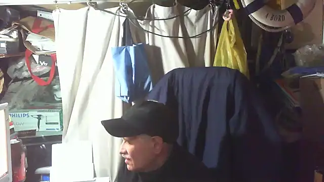 Snapshot of nonnomaturobisex chatting on February 3, 2026, 5:29 pm nonnomaturobisex online show from February 3, 2026, 5:29 pm