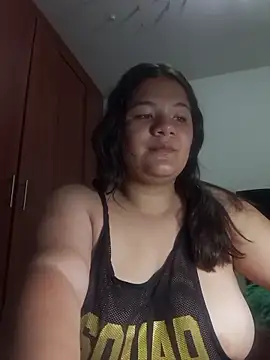 Snapshot of Van3orgasm4me chatting on April 4, 2026, 11:29 am Van3orgasm4me online show from April 4, 2026, 11:29 am