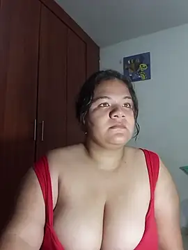 Snapshot of Van3orgasm4me chatting on April 5, 2026, 9:06 am Van3orgasm4me online show from April 5, 2026, 9:06 am