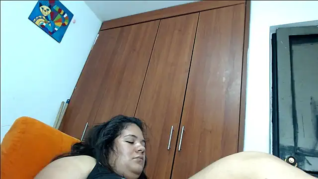 Snapshot of Van3orgasm4me chatting on April 9, 2026, 12:21 pm Van3orgasm4me online show from April 9, 2026, 12:21 pm