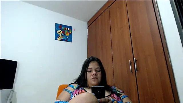Snapshot of Van3orgasm4me chatting on May 16, 2026, 9:39 am Van3orgasm4me online show from May 16, 2026, 9:39 am