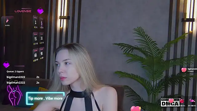 Holl1Would online show from February 13, 2025, 4:22 am