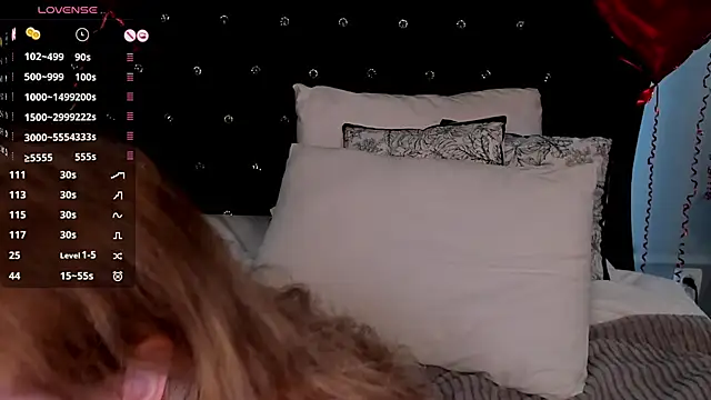 LianaFord online show from February 7, 2025, 1:04 am