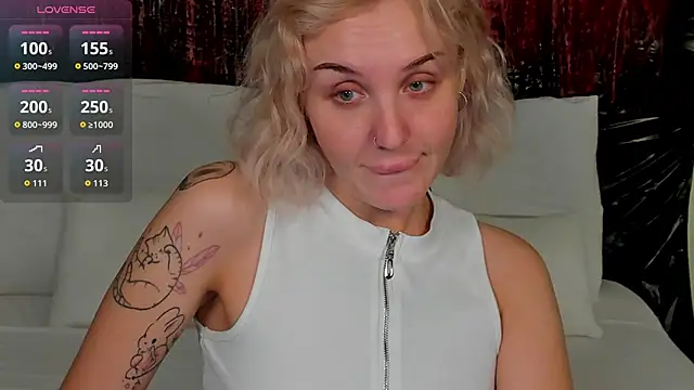 LianaFord online show from October 23, 2025, 10:08 pm