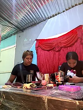 Snapshot of sweet_morbid_hot chatting on January 17, 2026, 6:00 pm sweet morbid hot online show from January 17, 2026, 6:00 pm