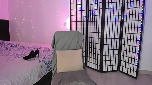 YourFire  online show from December 15, 2025, 12:20 pm