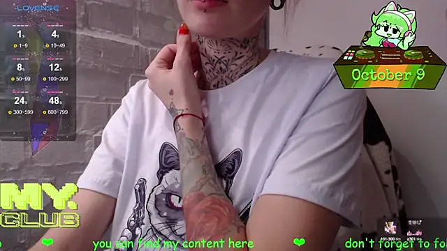 Witch Emma online show from October 9, 2025, 9:35 pm