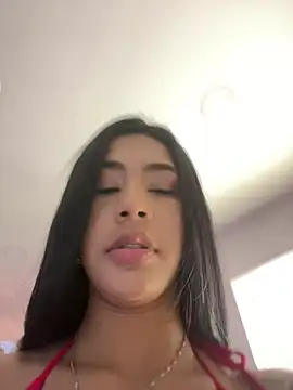 AntonellaRossi online show from April 13, 2026, 7:52 pm