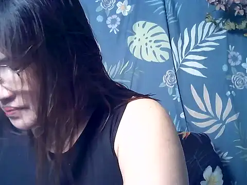 Amazing Angel22 online show from May 26, 2026, 1:01 am