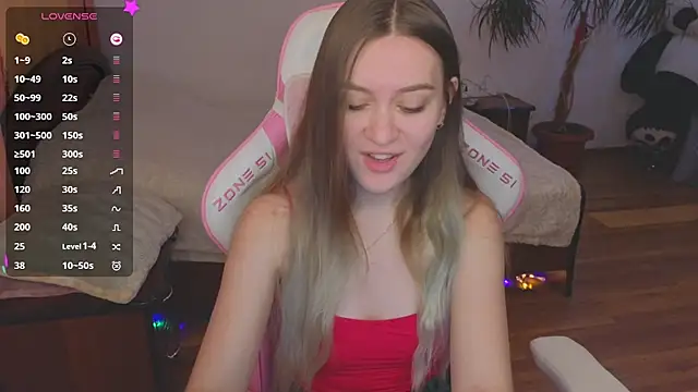 CyrilaPuff online show from December 2, 2024, 4:20 am