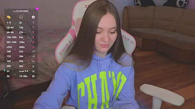 CyrilaPuff online show from January 12, 2025, 8:57 am