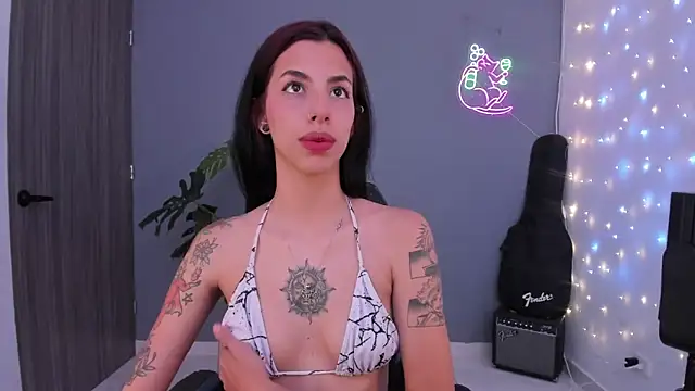 labrika  online show from September 26, 2025, 4:22 pm