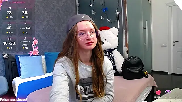 KateJonson online show from October 29, 2025, 7:32 am