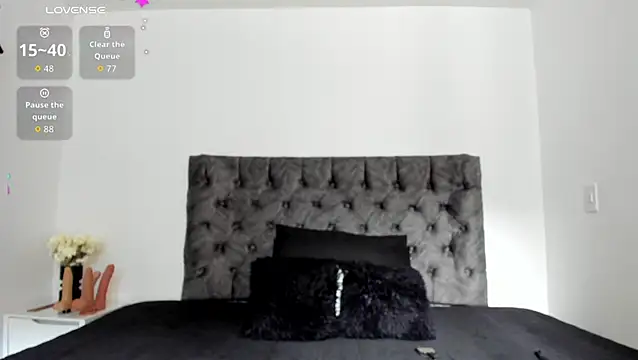 Snapshot of sweet__wild chatting on February 10, 2026, 8:24 pm sweet wild online show from February 10, 2026, 8:24 pm