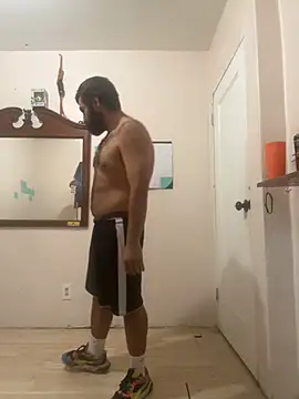 imyogi23 online show from December 19, 2024, 4:02 pm