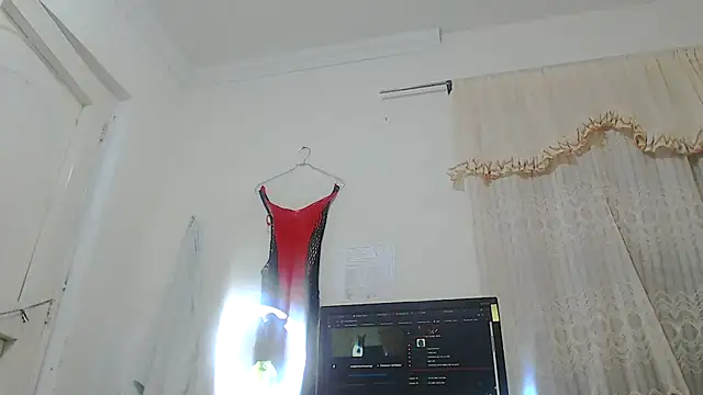 Yayis-hot-sexyw online show from February 14, 2025, 12:30 am