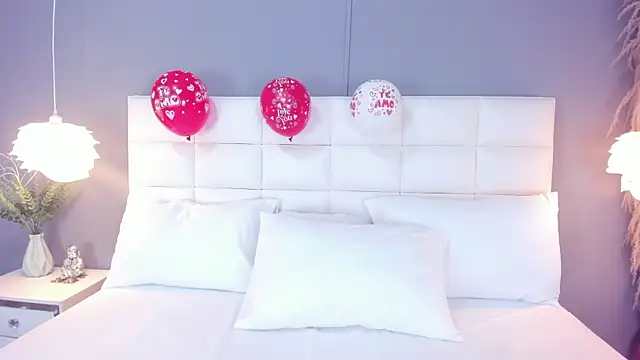  BunnyNaugthy online show from February 15, 2026, 12:25 pm