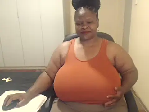 sweetnoziexx online show from February 7, 2025, 5:31 am