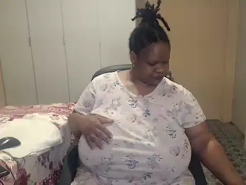 sweetnoziexx online show from December 4, 2025, 4:16 pm