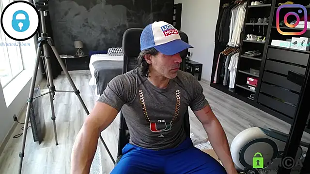 Snapshot of samricci21 chatting on March 26, 2026, 12:00 pm samricci21 online show from March 26, 2026, 12:00 pm