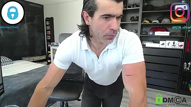 Snapshot of samricci21 chatting on March 27, 2026, 11:54 am samricci21 online show from March 27, 2026, 11:54 am