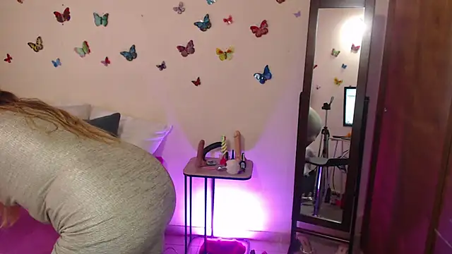 Jolie-Mature online show from March 9, 2025, 7:59 pm