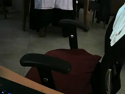 charly2994 online show from March 16, 2026, 1:44 am