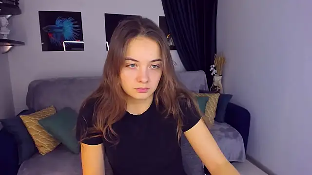 KristinaLoison online show from December 6, 2024, 7:12 pm