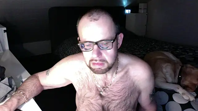 FABIOGLASSES online show from January 6, 2026, 11:51 pm