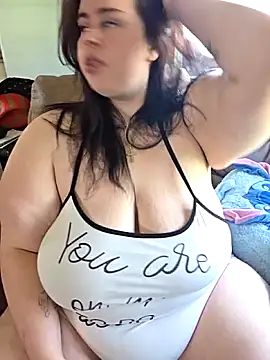 NaughtyPrincessJasmine online show from June 15, 2026, 8:22 pm