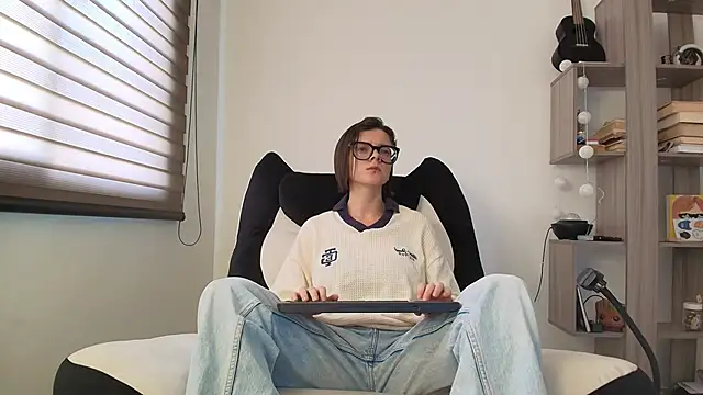 Arya starrk online show from January 18, 2026, 1:37 pm