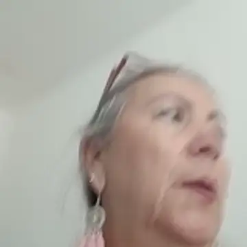 EvaRobinson online show from July 18, 2026, 6:45 pm