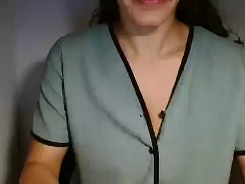 melaniepatterson online show from October 15, 2025, 2:06 pm