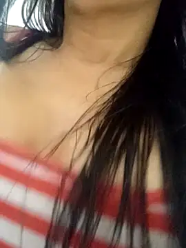 kelly dirty  online show from May 11, 2026, 6:19 am