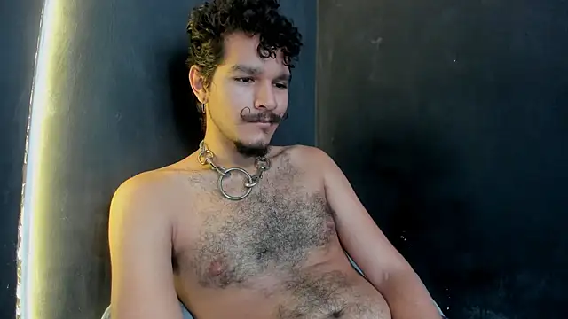 Snapshot of die_mond chatting on December 13, 2025, 7:53 pm die mond online show from December 13, 2025, 7:53 pm