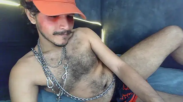 Snapshot of die_mond chatting on February 9, 2026, 8:57 pm die mond online show from February 9, 2026, 8:57 pm