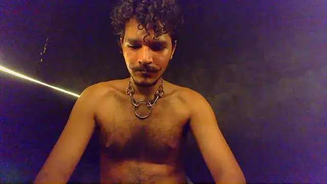 Snapshot of die_mond chatting on February 19, 2026, 3:35 am die mond online show from February 19, 2026, 3:35 am