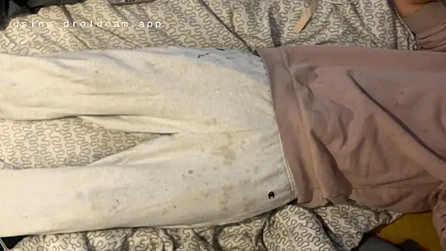 Snapshot of ThatGuyNextDoor1992 chatting on October 26, 2025, 10:04 pm ThatGuyNextDoor1992 online show from October 26, 2025, 10:04 pm