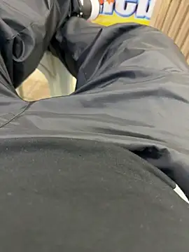 buri232 online show from January 19, 2025, 4:46 pm